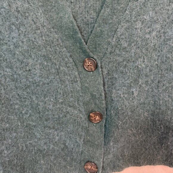 J.Crew Alpaca Wool Cardigan M Green Button Front Cropped Soft Cozy - Picture 5 of 9